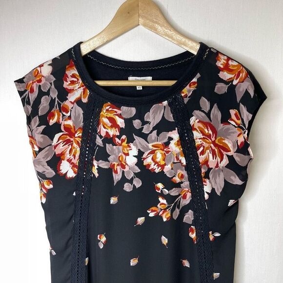 Maurices Floral Lace Cap Sleeve Blouse - XS - Picture 4 of 9